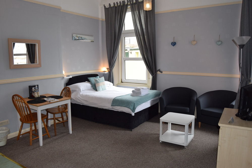 The Blenheim Bed & Breakfast Dawlish Exterior photo